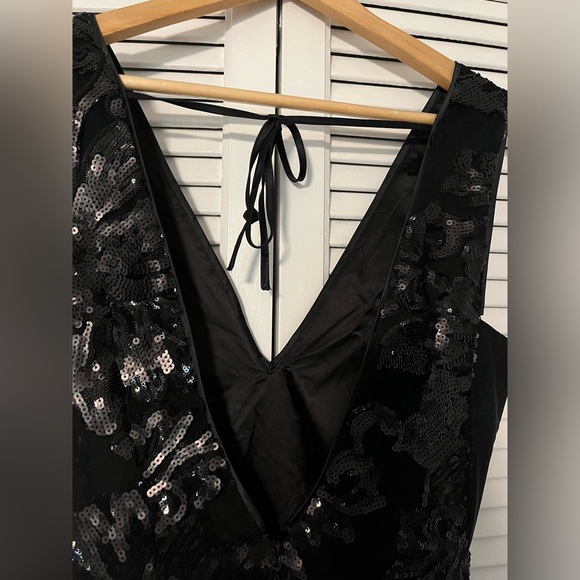 bebe Black Floral Sequin Sleeveless Cocktail Party NYE Dress - Picture 6 of 8